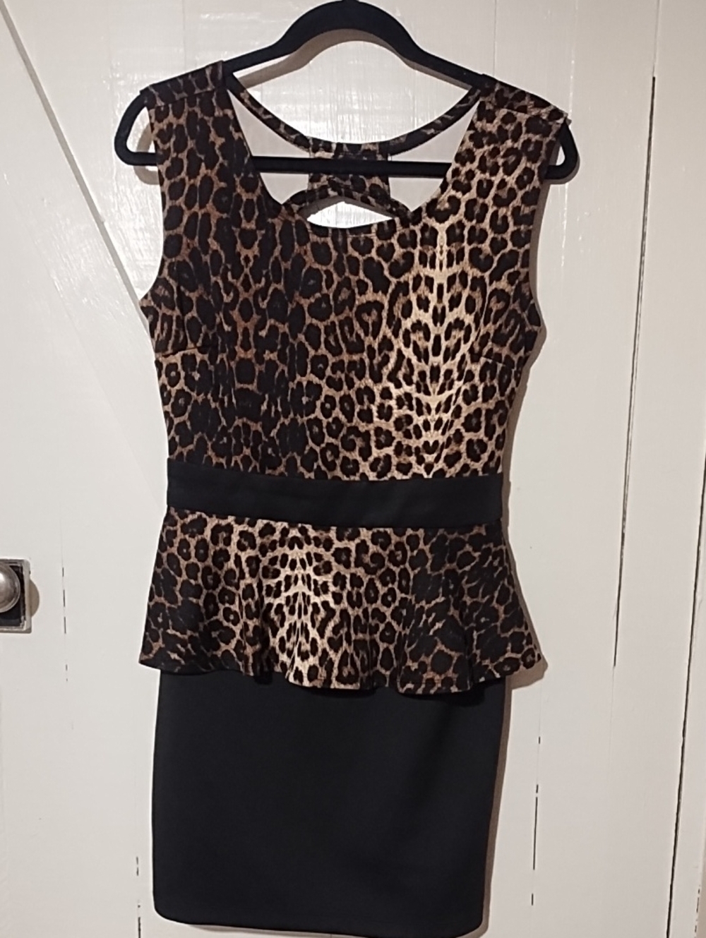 Reign On NWT Size 9/10 Leopard Print Peplum Dress with Black Waistband.